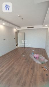 Modern Apartment with 3 Bedrooms Image 9