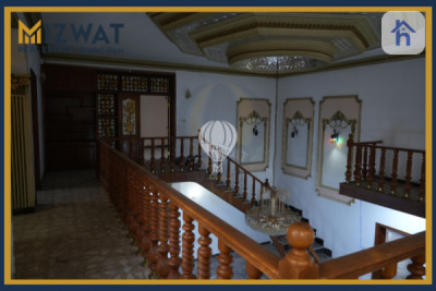 منزل تجاري فسيح في الدورة صورة 13