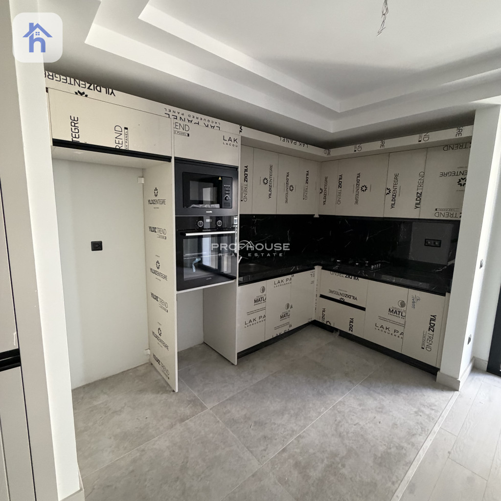 Modern Studio Apartment in Prime Location Resim 2