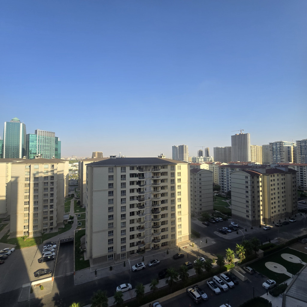 One-Bedroom Apartment in Empire Pearl Towers