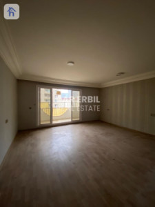 Spacious Apartment with 3 Bedrooms image 3