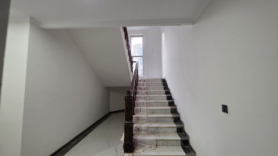 Modern 6-Bedroom Home in Erbil Image 9