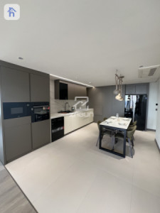 Luxurious 3-Bedroom Apartment in Cavalli Tower Image 3