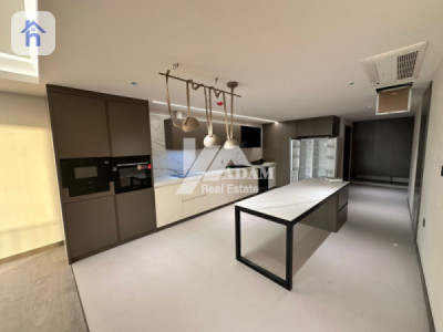 High-Floor 4 Bedroom Apartment for Rent image 2