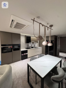 VIP Apartment image 2