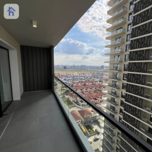 Chic Studio Apartment in Rami Towers Resim 11