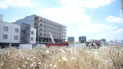 Modern Office in CBC for Sale Image 8