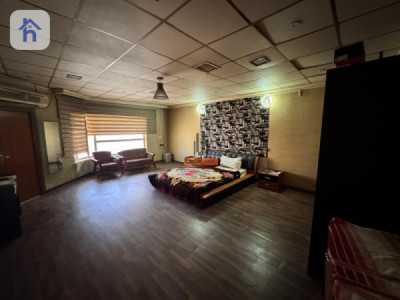 Three floor house for sale Image 6