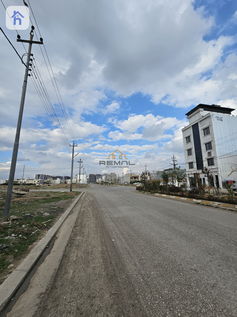 أرض تجارية (200م²) صورة 2