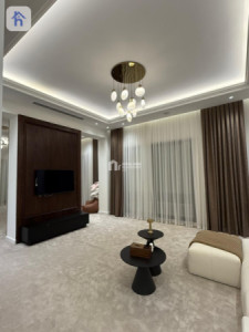 Luxury House image 18