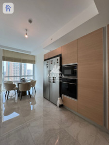 Modern 2-Bedroom Apartment in Empire Square image 3