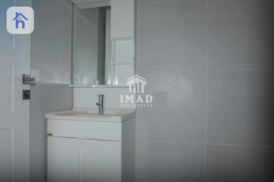 Apartment in Cash Image 7