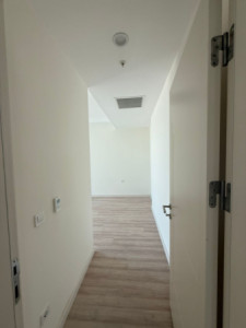 شوقەیەکی فراوان لە ئیمپایەر سکوێر وێنە 3