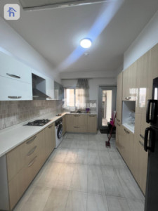 شوقەی ڕاخراو بۆ کرێ وێنە 3