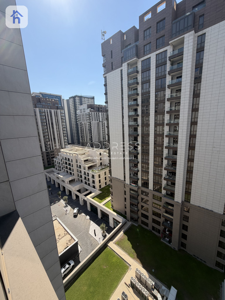 Chic one-bedroom apartment in prime location Resim 10