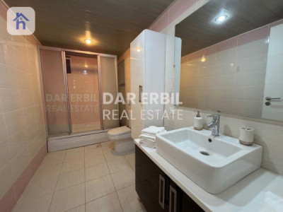 Modern 3 Bedroom Apartment image 8