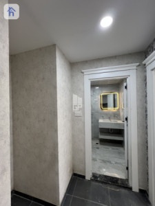 Cozy 1 Bedroom Apartment in Queen Tower Image 4