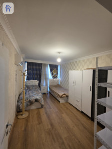 Spacious 3BR Apartment Image 3