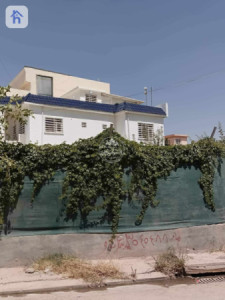 Spacious house with 6 bedrooms Image 4