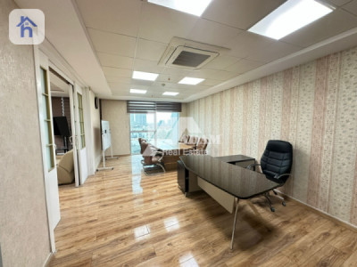 ئۆفیسی مۆبیلیات لە ئیمپایەر بزنس تاوەرز image 2