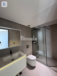 Chic Apartment with 3 Bed Room Image 8