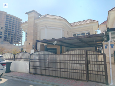 Corner House image 1