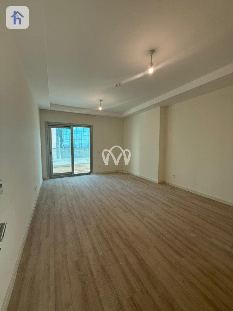 شقة بواجهة داخلیة