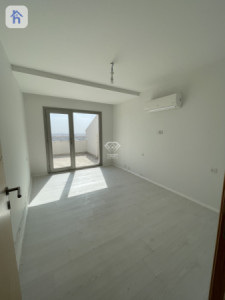 Bright 2-Bedroom Apartment for Rent Image 6