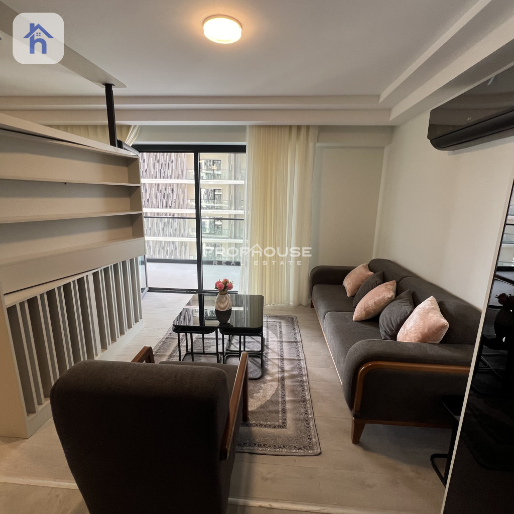 Chic Studio Apartment in Rami Towers Resim 2