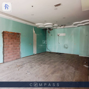 Prime commercial space for sale image 6