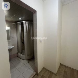 Spacious 3 Bedroom Apartment for Rent image 7