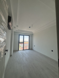 Spacious 3 Bedroom Apartment in Rami Towers image 5