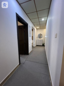 Modern Apartment Image 7