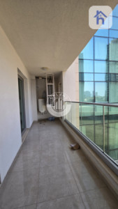 شقة أنيقة مع صالة واسعة صورة 9