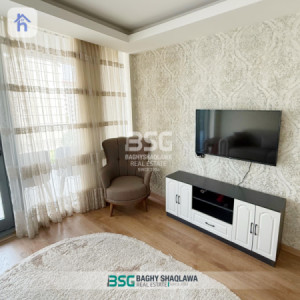 Family Apartment with Modern Amenities image 2