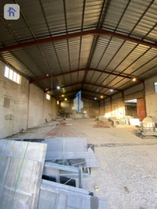 Prime commercial property in industrial sector Image 6