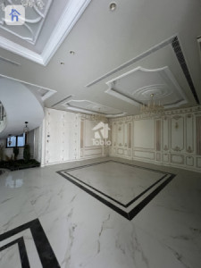 Luxury House Image 5