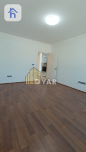 Spacious Apartment with 3 Bedrooms Image 3