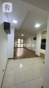 Modern 1BR Apartment in Roya Tower Image 3