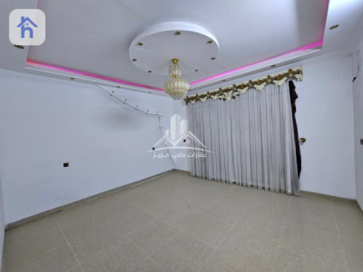 Corner House Resim 8