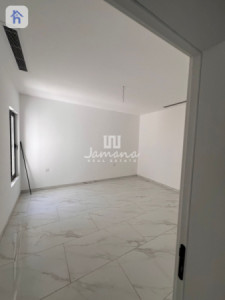 Spacious House with Modern Design Image 13