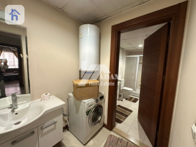 Charming 275m² Apartment for Rent Image 12