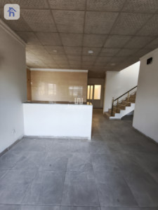 One Floor House Image 3
