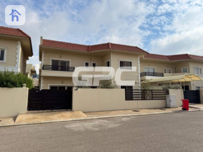 Spacious 4-Bedroom House for Sale image 1