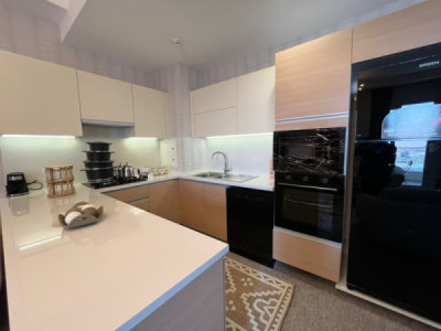 Furnished 2 Bedroom Apartment in Empire Square Image 4