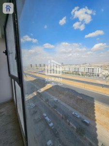 Modern Apartment image 9