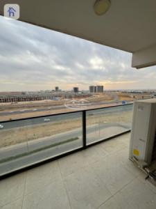 Spacious 3-Bedroom Apartment with Stunning Views Image 12