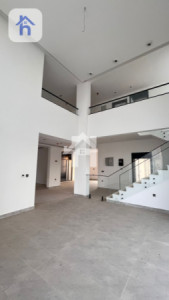 Modern House Image 6