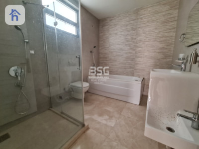Corner House Image 26
