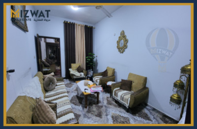 Cozy 5-Bedroom House for Sale Image 4